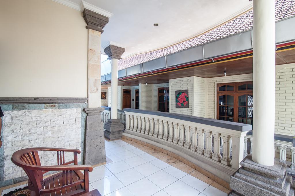 Lori Beach Inn 세미냑 외부 사진