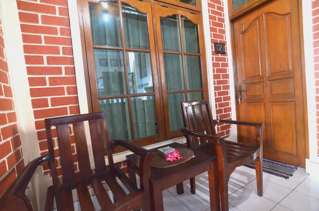 Lori Beach Inn 세미냑 외부 사진